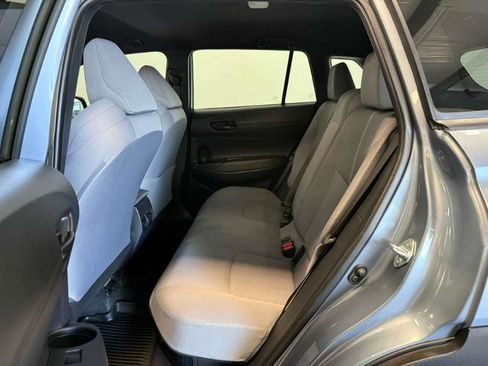 Used 2025 Toyota Corolla Cross AWD Hybrid image 21