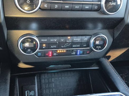 Used 2020 Ford Expedition King Ranch AWD/4WD image 34