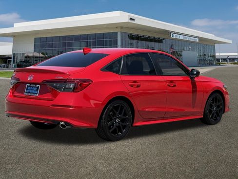 Used 2022 Honda Civic Sport image 10