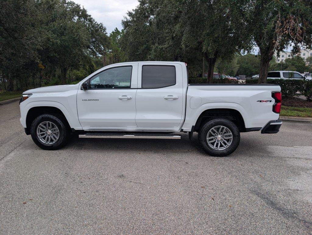 New 2026 Chevrolet Colorado LT w/ LT Convenience Package AWD/4WD image 5