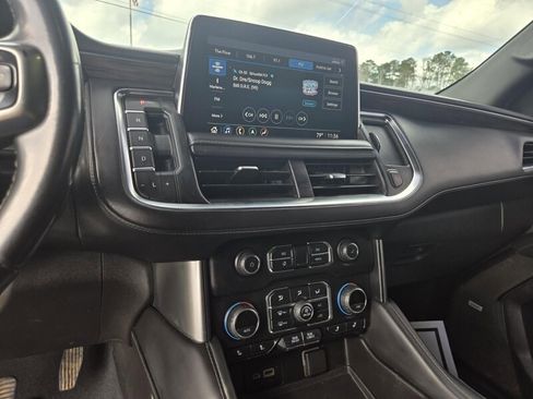 Used 2021 Chevrolet Tahoe Z71 w/ Rear Media and Nav Package image 16