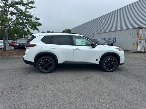 New 2026 Nissan Rogue SV AWD/4WD image 3