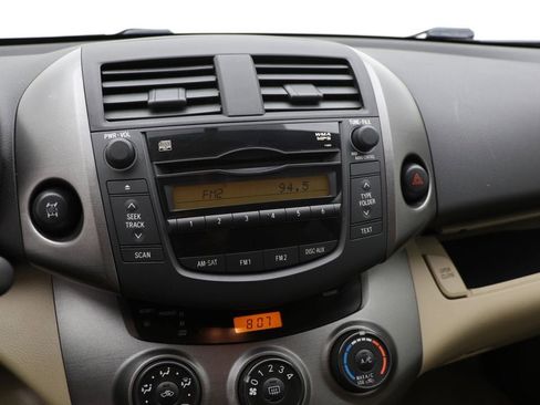 Used 2011 Toyota RAV4 4WD w/ Base L4 Extra Value Pkg image 18