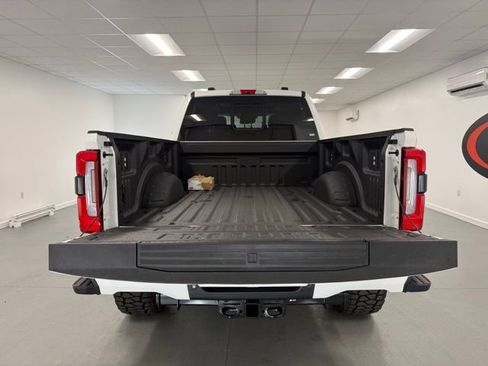 New 2026 Ford F350 Platinum w/ Platinum Plus Package AWD/4WD image 9