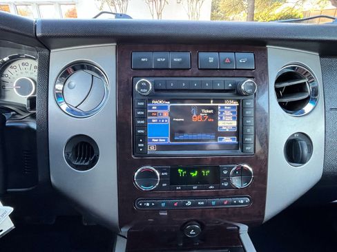 Used 2014 Ford Expedition EL King Ranch image 24