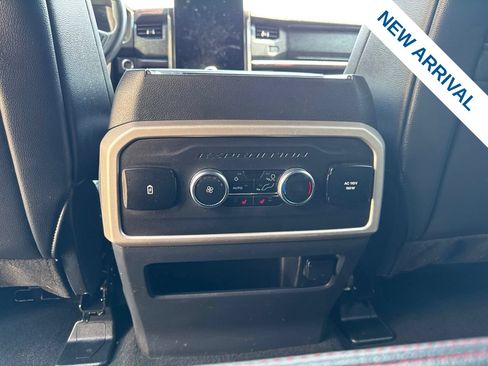 Used 2024 Ford Expedition Max Limited AWD/4WD image 18