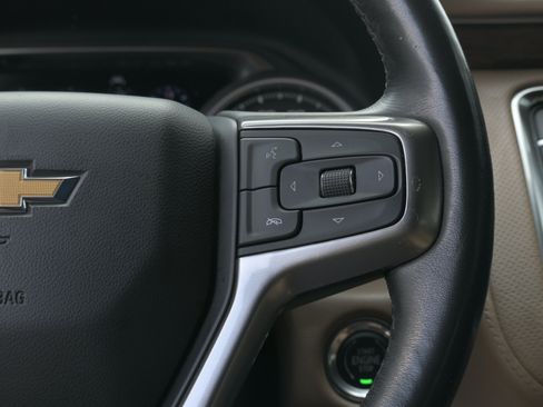 Used 2021 Chevrolet Tahoe Premier w/ Premium Package RWD image 24