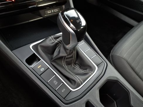 Used 2025 Volkswagen Jetta S image 21