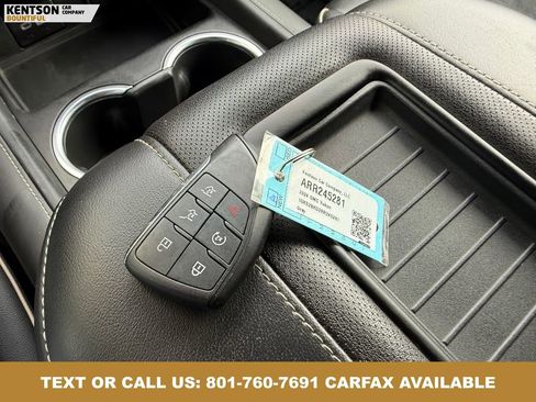 Used 2024 GMC Yukon SLT AWD/4WD image 44
