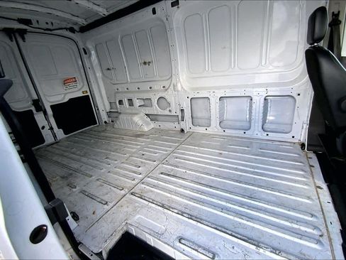 Used 2024 Ford Transit 250 148 Medium Roof RWD image 19