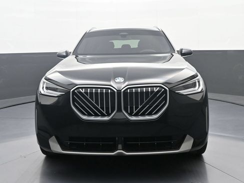Used 2025 BMW X3 xDrive30i w/ Convenience Package AWD/4WD image 2