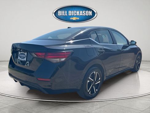 Used 2025 Nissan Sentra SV FWD image 9