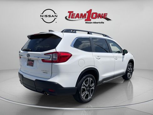 Used 2023 Subaru Ascent Limited AWD/4WD image 8