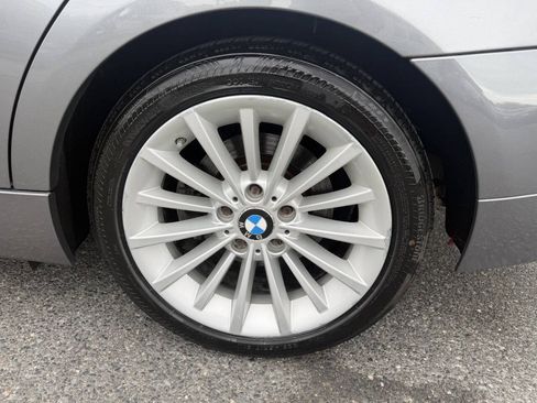Used 2011 BMW 328i xDrive Wagon AWD/4WD image 11