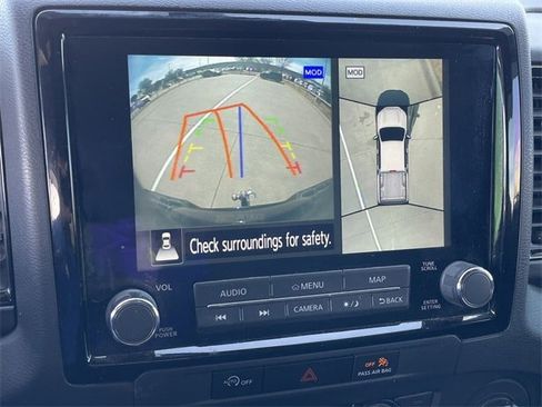 Used 2023 Nissan Frontier PRO-4X w/ Pro-4X Premium Package image 17