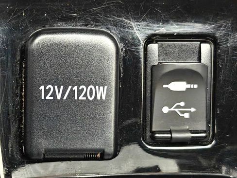Used 2016 Toyota Prius Three FWD image 44