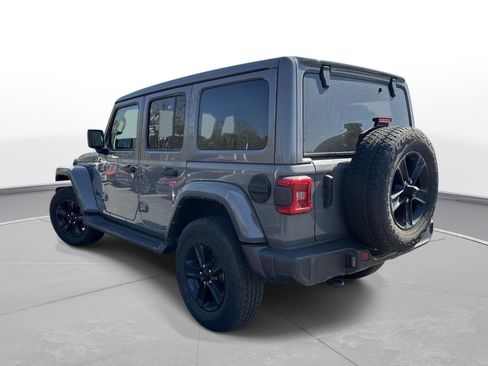 Used 2022 Jeep Wrangler Unlimited Sahara image 8