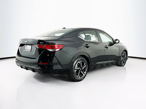 Used 2024 Nissan Sentra SV image 9