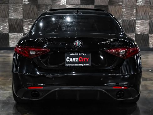 Used 2020 Alfa Romeo Giulia Ti Sport w/ Quick Order Package 22U Sport RWD image 8