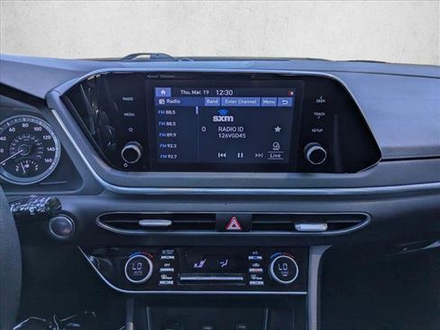 Used 2020 Hyundai Sonata Blue w/ Winter Weather Package FWD image 13