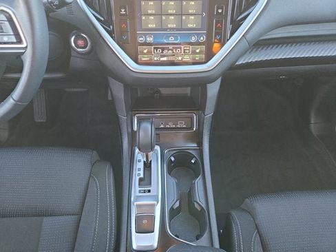 Used 2024 Subaru Ascent Premium w/ Convenience Package image 11