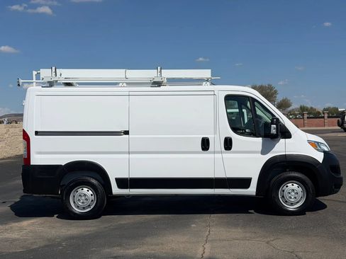 Used 2023 RAM ProMaster 2500 FWD image 7