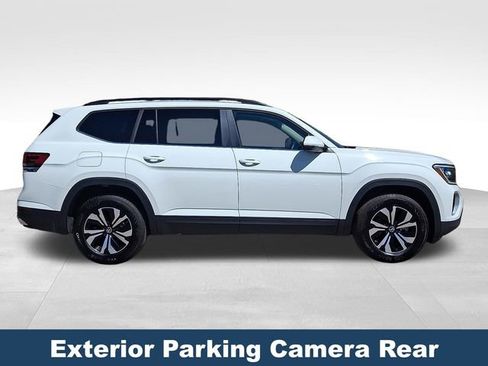 Used 2025 Volkswagen Atlas SE image 9