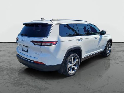New 2026 Jeep Grand Cherokee L Limited w/ Luxury Tech Group II AWD/4WD image 2