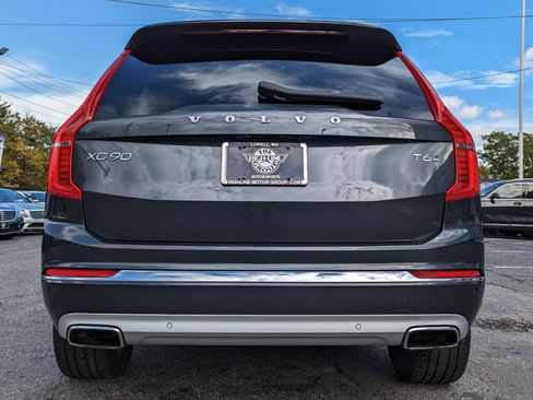 Used 2021 Volvo XC90 T6 Inscription w/ Protection Package AWD/4WD image 9