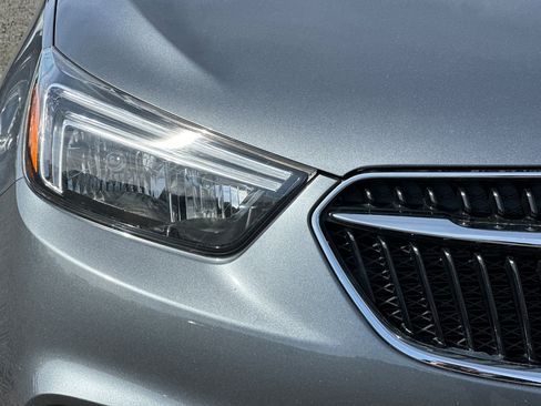 Used 2020 Buick Encore Preferred image 39