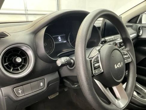 Used 2024 Kia Forte LXS FWD image 16