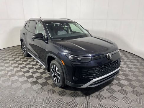 New 2026 Volkswagen Tiguan S image 1