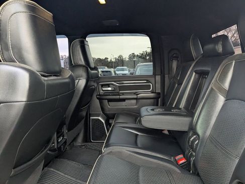 Used 2022 RAM 2500 Laramie w/ Night Edition image 14