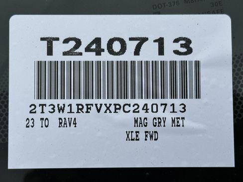 Used 2023 Toyota RAV4 XLE w/ Convenience Package FWD image 15