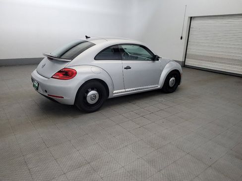 Used 2015 Volkswagen Beetle 1.8T Classic FWD image 10