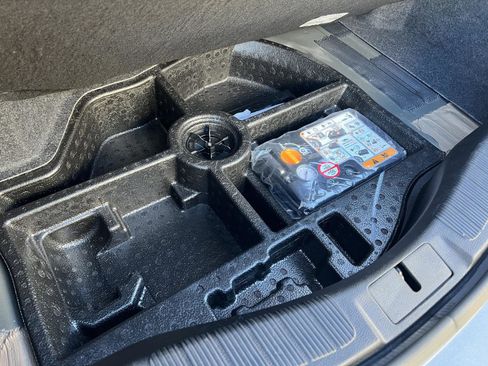 Used 2020 Ford Fusion Titanium image 47