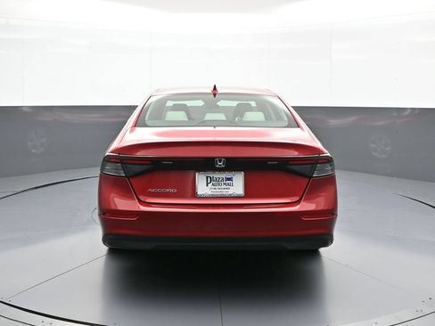 Certified 2023 Honda Accord LX image 7