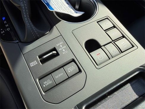 New 2026 Toyota Highlander XLE image 22