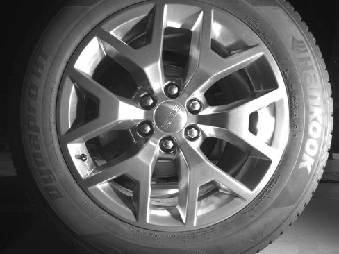 Used 2017 GMC Sierra 1500 SLT w/ SLT Premium Package AWD/4WD image 10