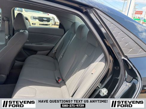 Used 2024 Hyundai Elantra SEL FWD image 26