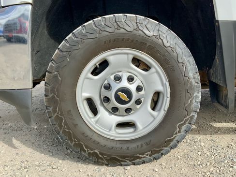 Used 2018 Chevrolet Silverado 2500 W/T image 15