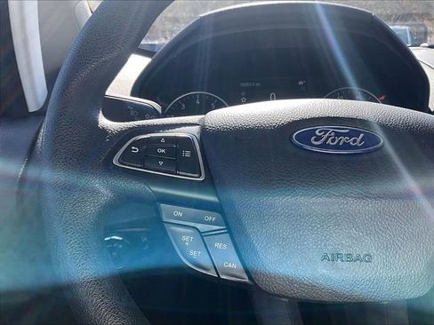 Used 2022 Ford EcoSport SE w/ SE Convenience Package image 24