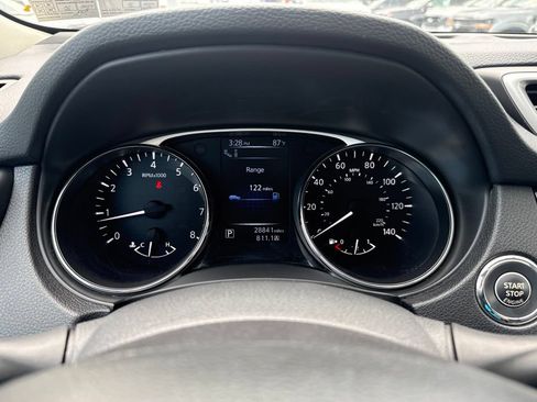 Used 2016 Nissan Rogue SL w/ SL Premium Package AWD/4WD image 23
