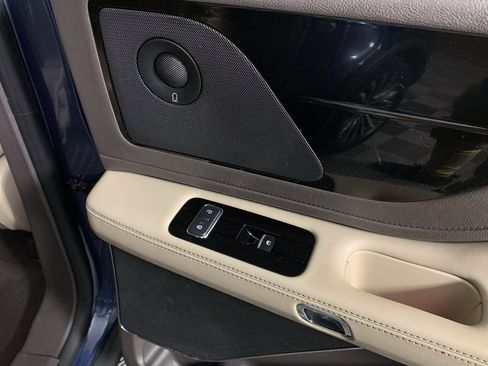 Used 2020 Lincoln Aviator Reserve image 38