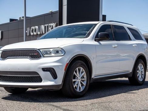 Used 2023 Dodge Durango SXT RWD image 1