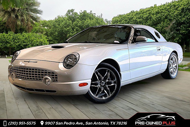 Used 2005 Ford Thunderbird 50th Anniversary RWD image 1