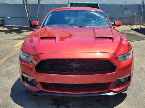 Used 2016 Ford Mustang Coupe RWD image 2