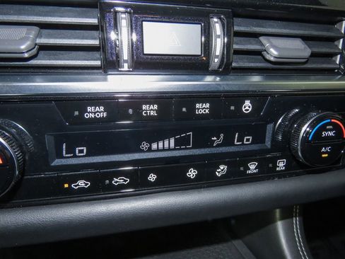 Used 2022 Nissan Pathfinder Platinum w/ Cargo Package image 20