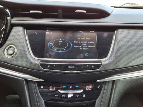 Used 2019 Cadillac XT5 Luxury FWD image 14
