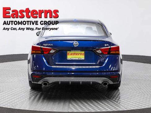 Used 2022 Nissan Altima 2.5 SR image 6